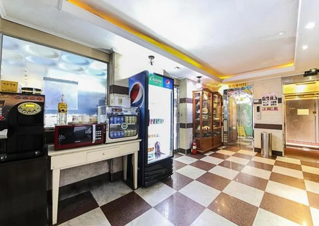 Goodstay Hotel I Inczhon Motel